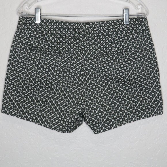GAP* Women's 1.5" Belt Loop Hidden Hook/Zip Closure City 3" Shorts~ Size 6 - Picture 2 of 11